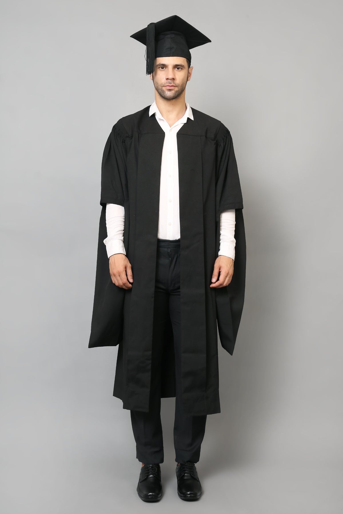Robeora™ Magistris Master Gown – Deluxe Fluted with Cap & Tassel